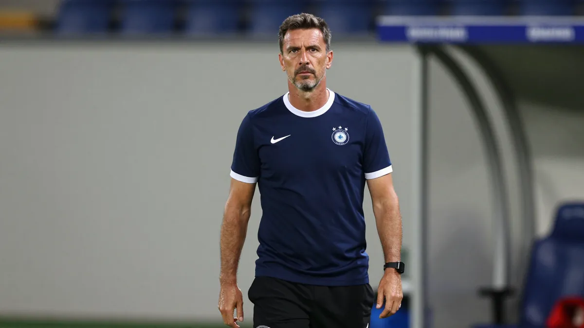 حول منتخب الجزائر: لماذا يهتم وليد صادي بمدرب يشبه بيتكوفيتش؟