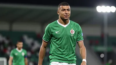 Who is the best replacement for Riyad Mahrez in the Algeria national team?
