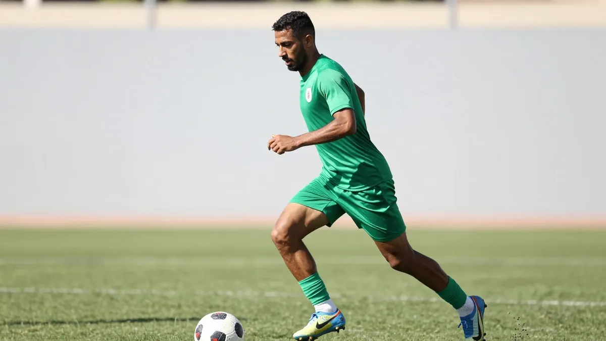 يخطط المدرب إبراهيم حمداني لإعادة الاعتماد على خبرة لاعبي الحرس القديم مثل بغداد بونجاح وإسماعيل بن ناصر لمعالجة مشاكل...